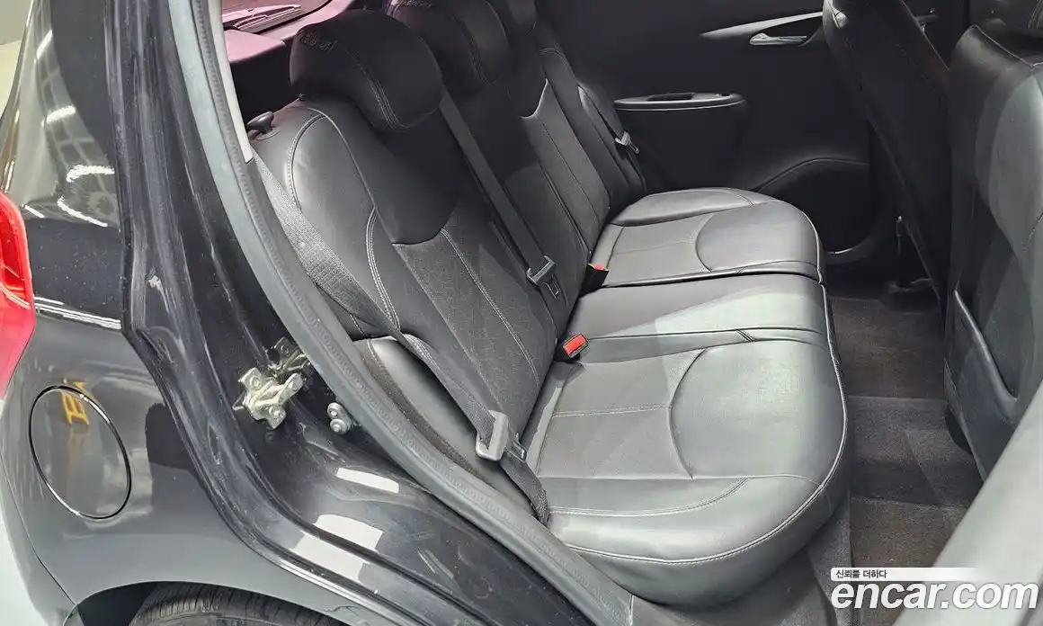 Chevrolet Spark 2017 1.0 гидро в Москве № 935233, фото 13