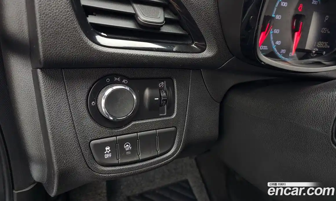 Chevrolet Spark 2015 1.0 гидро в Москве № 935927, фото 16