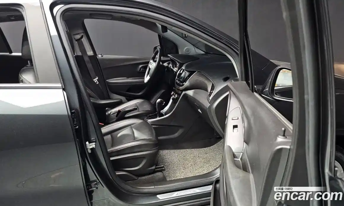 Chevrolet Trax 2018 1.4 Автомат в Москве № 935948, фото 11