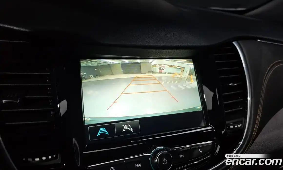 Chevrolet Trax 2018 1.4 Автомат в Москве № 935948, фото 16