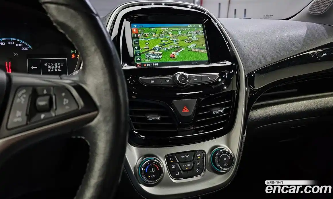 Chevrolet Spark 2015 1.0 Автомат в Москве № 936262, фото 16