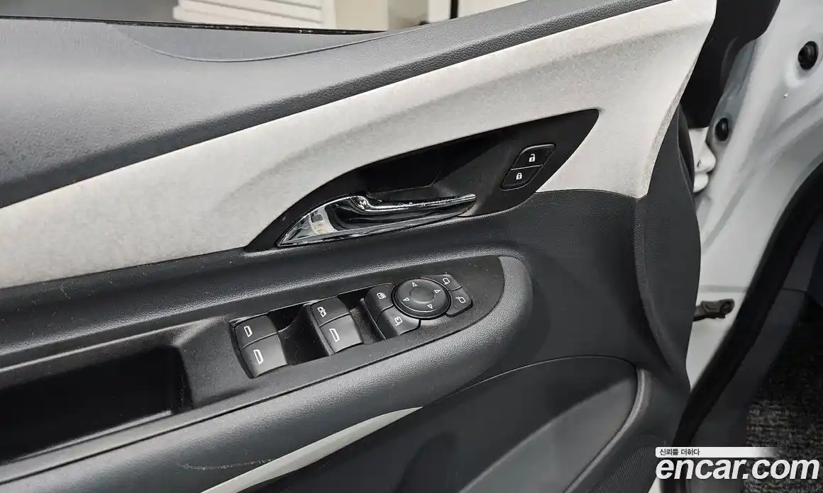 Chevrolet Bolt EV 2018 0.2 Автомат в Москве № 936342, фото 16