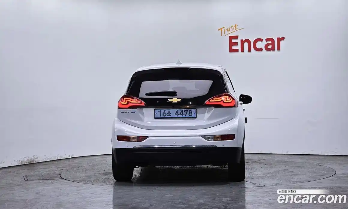 Chevrolet Bolt EV 2018 0.2 Автомат в Москве № 936342, фото 4