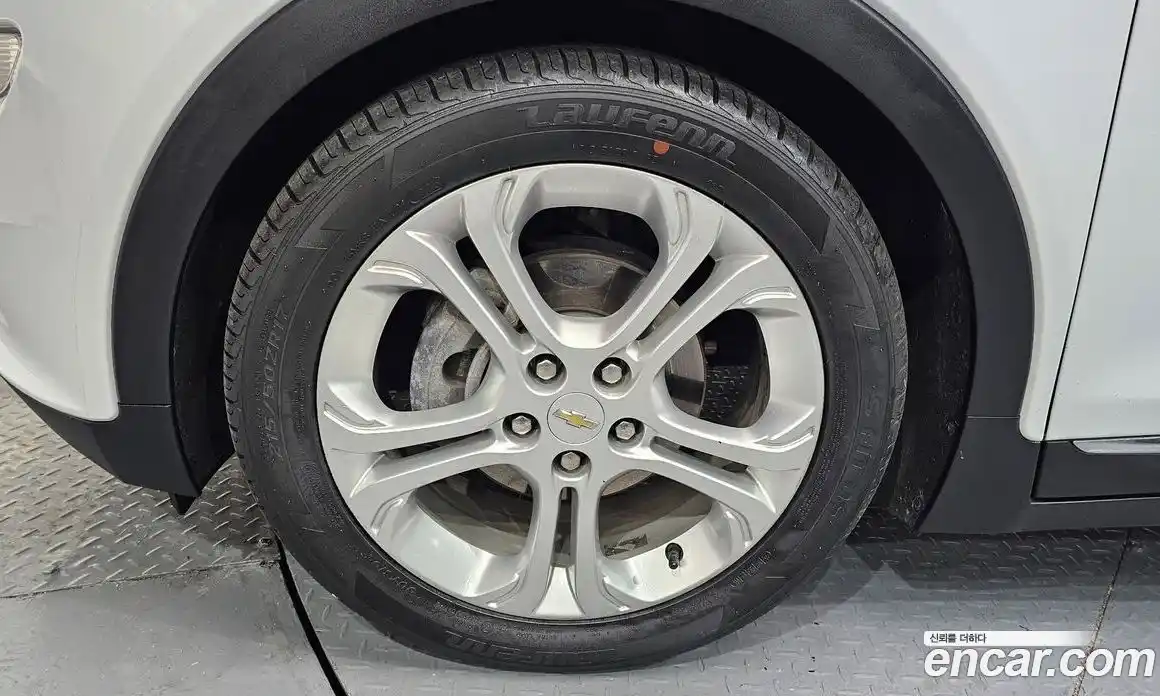 Chevrolet Bolt EV 2018 0.2 Автомат в Москве № 936342, фото 5