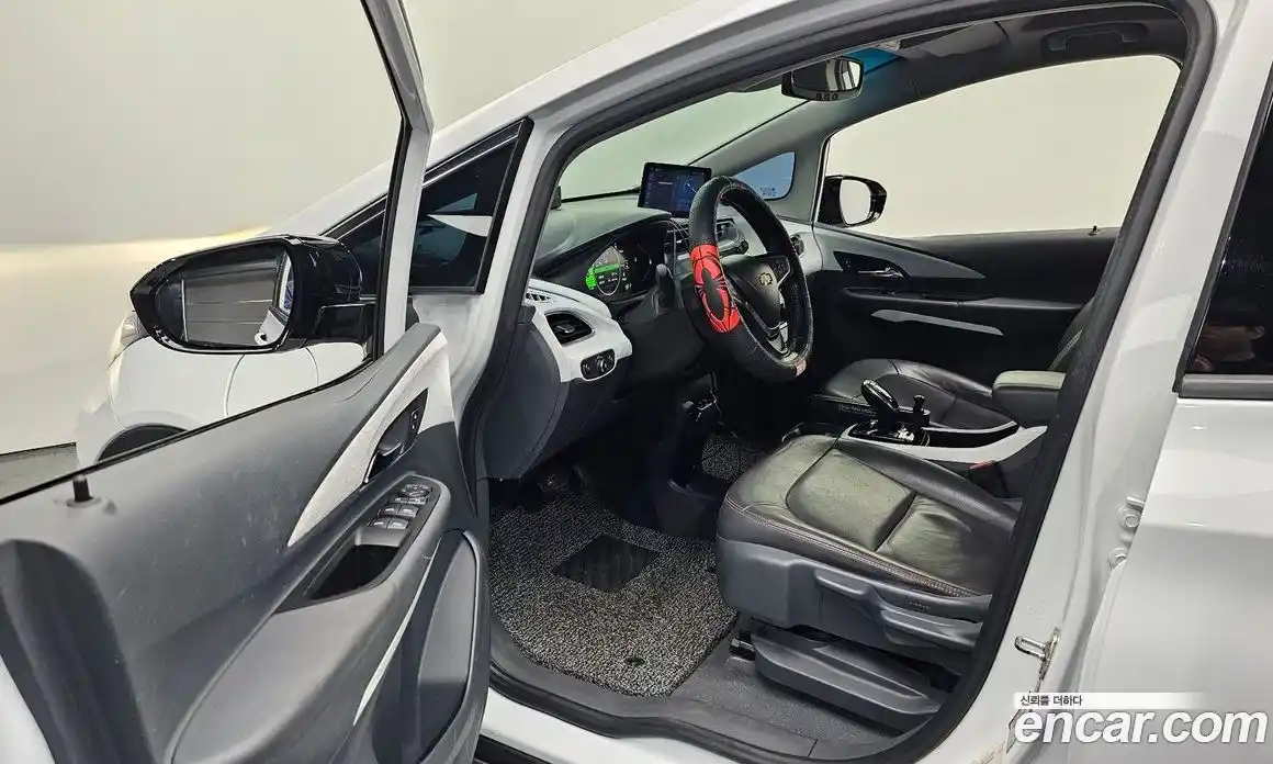 Chevrolet Bolt EV 2018 0.2 Автомат в Москве № 936342, фото 10