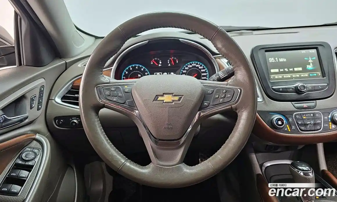 Chevrolet Malibu 2016 1.5 гидро в Москве № 936521, фото 13