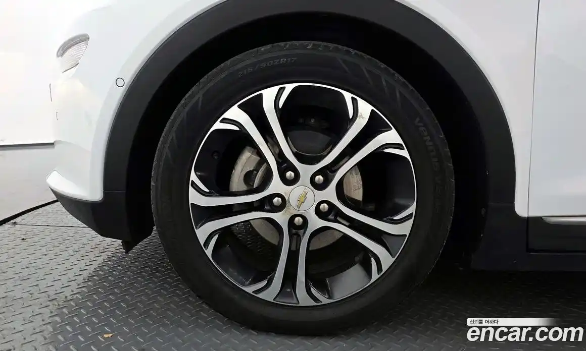 Chevrolet Bolt EV 2019 0.2 Автомат в Москве № 936542, фото 5