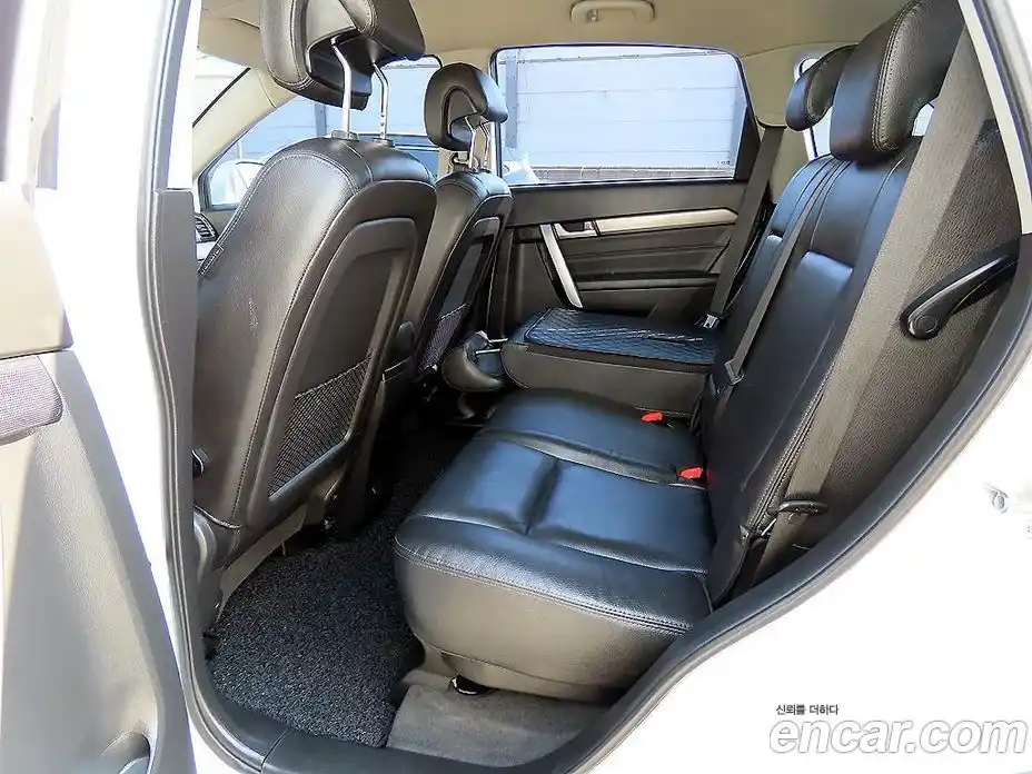 Chevrolet Captiva 2017 2.0 Автомат в Москве № 936695, фото 6