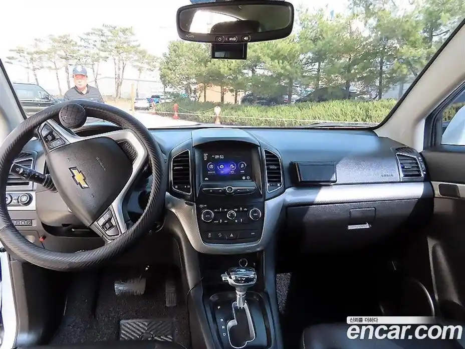 Chevrolet Captiva 2017 2.0 Автомат в Москве № 936695, фото 7