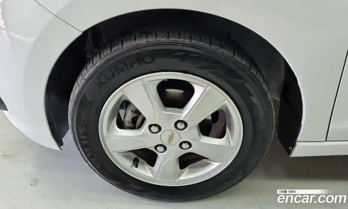 Chevrolet Spark 2016 1.0 Автомат в Москве № 936727, фото 18