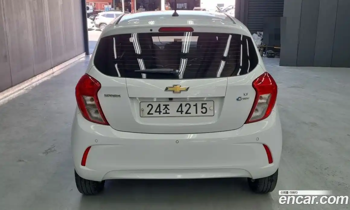 Chevrolet Spark 2016 1.0 Автомат в Москве № 936727, фото 4