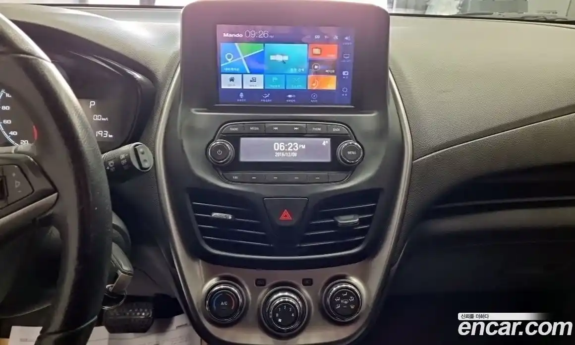 Chevrolet Spark 2016 1.0 Автомат в Москве № 936727, фото 10