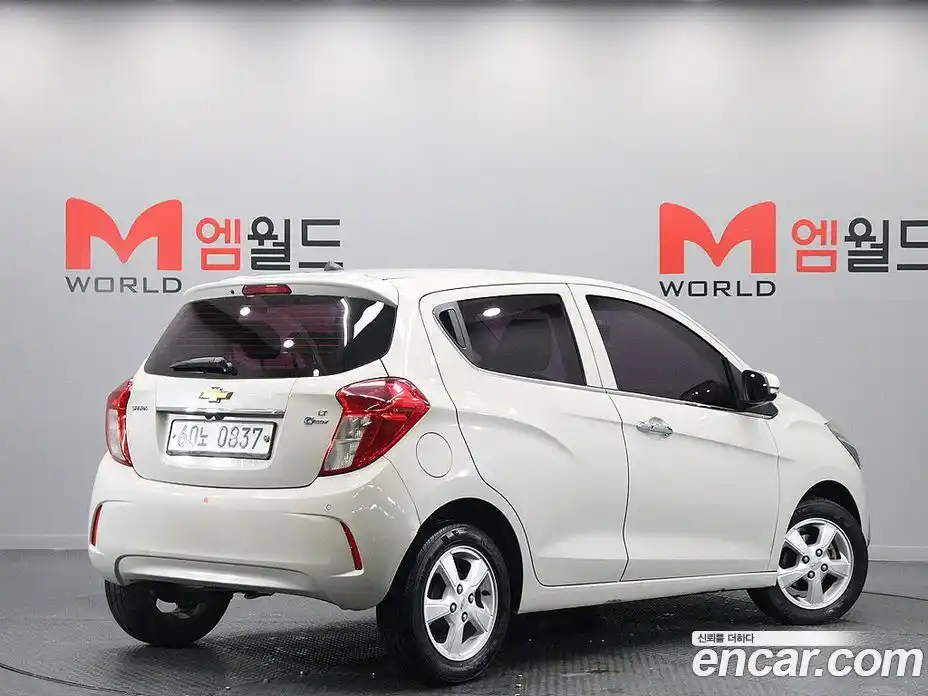 Chevrolet Spark 2016 1.0 Автомат в Москве № 936781, фото 3