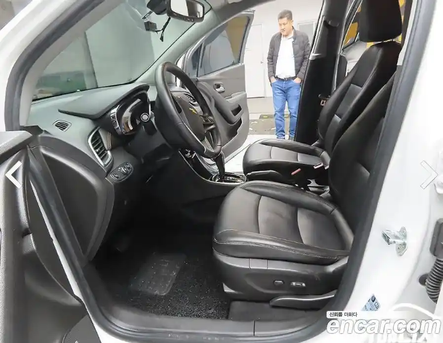 Chevrolet Trax 2017 1.6 Автомат в Москве № 936855, фото 13