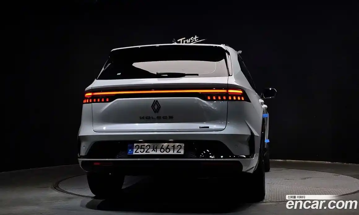 Renault Grand Koleos 2025 1.5 Автомат в Москве № 937052, фото 4