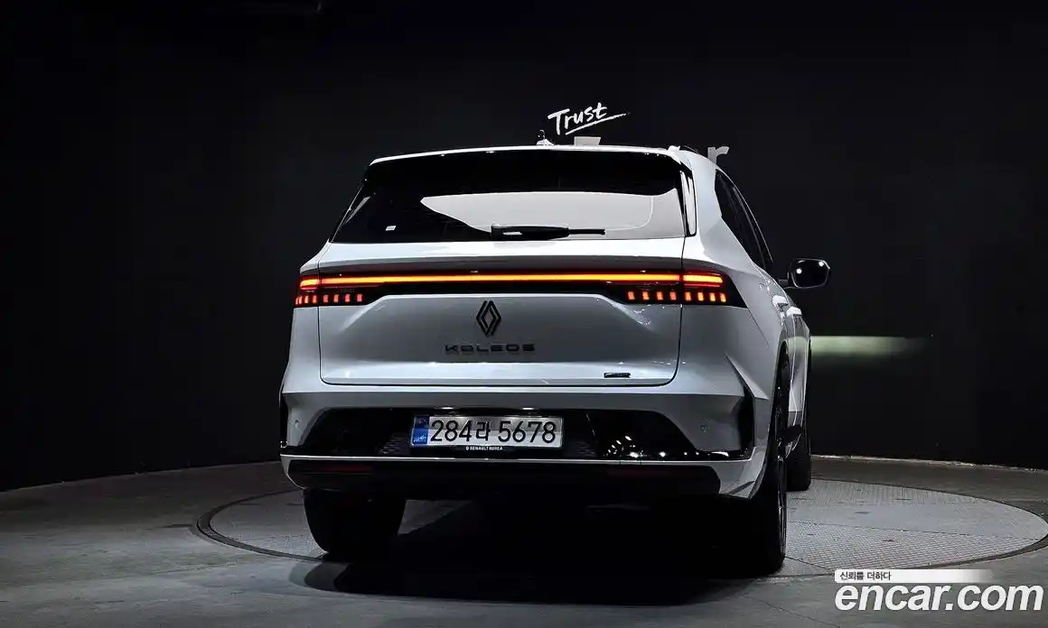 Renault Grand Koleos 2025 1.5 Автомат в Москве № 937059, фото 4