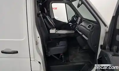 Renault Master 2020 2.3 Механическая в Москве № 937135, миниатюра 11