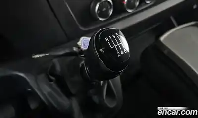 Renault Master 2020 2.3 Механическая в Москве № 937135, миниатюра 9