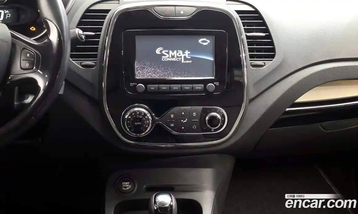 Renault QM3 2015 1.5 гидро в Москве № 937348, фото 14