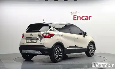 Renault QM3 2015 1.5 гидро в Москве № 937348, миниатюра 2