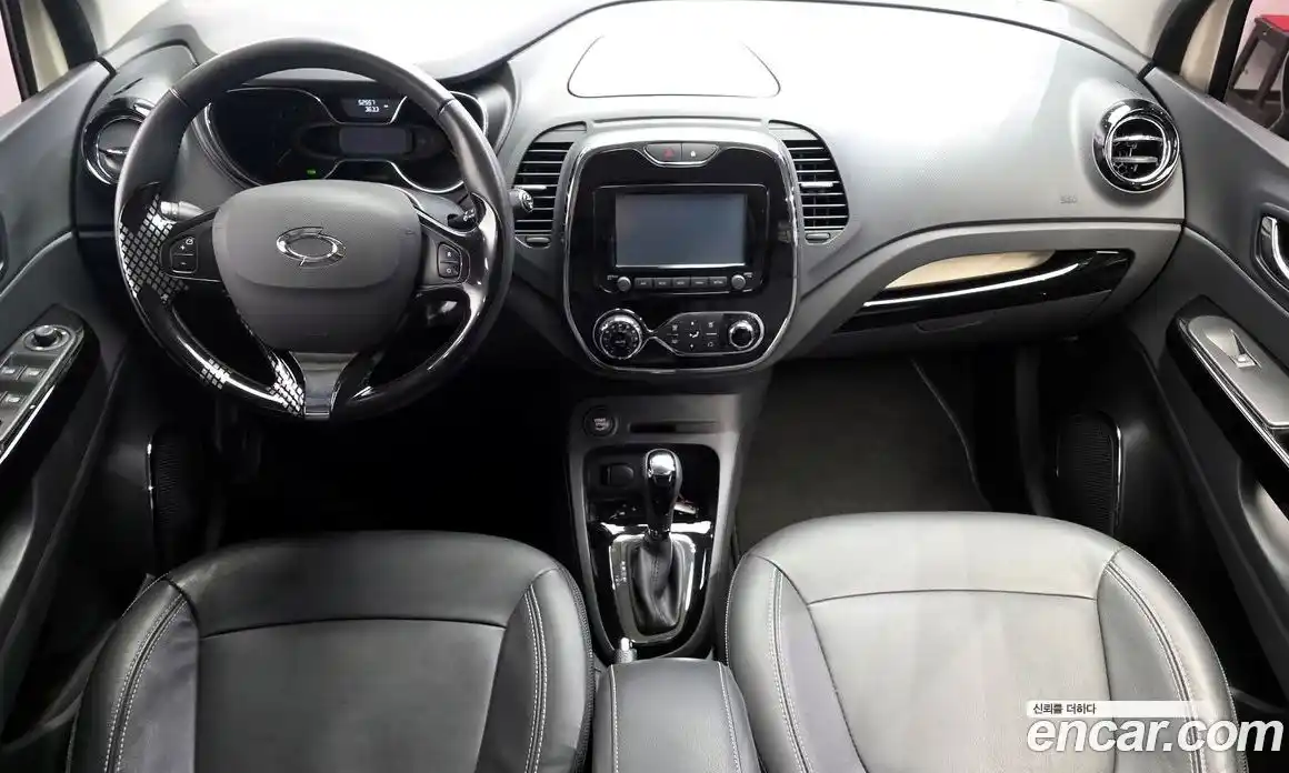 Renault QM3 2015 1.5 гидро в Москве № 937348, фото 7