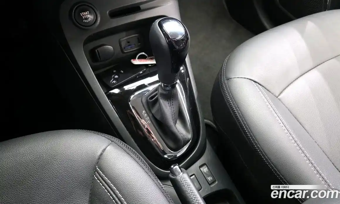 Renault QM3 2015 1.5 гидро в Москве № 937348, фото 9