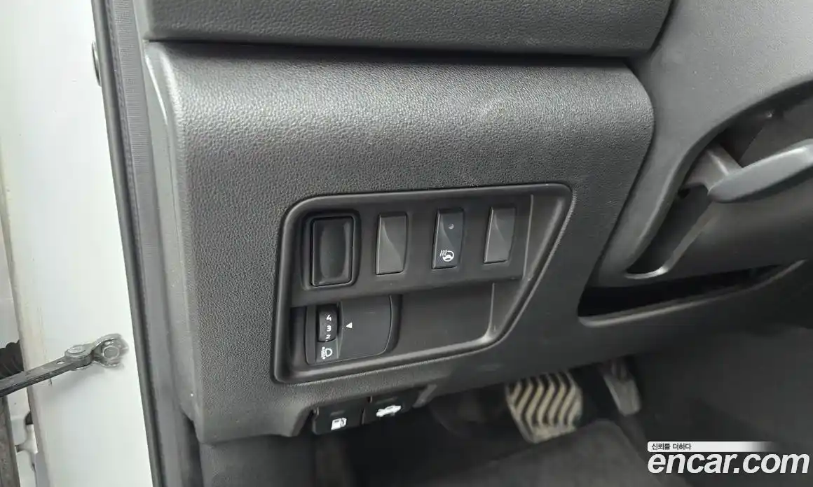 Renault QM6 2017 2.0 гидро в Москве № 937570, фото 17