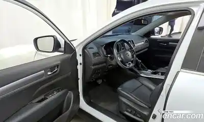 Renault QM6 2017 2.0 гидро в Москве № 937570, миниатюра 10