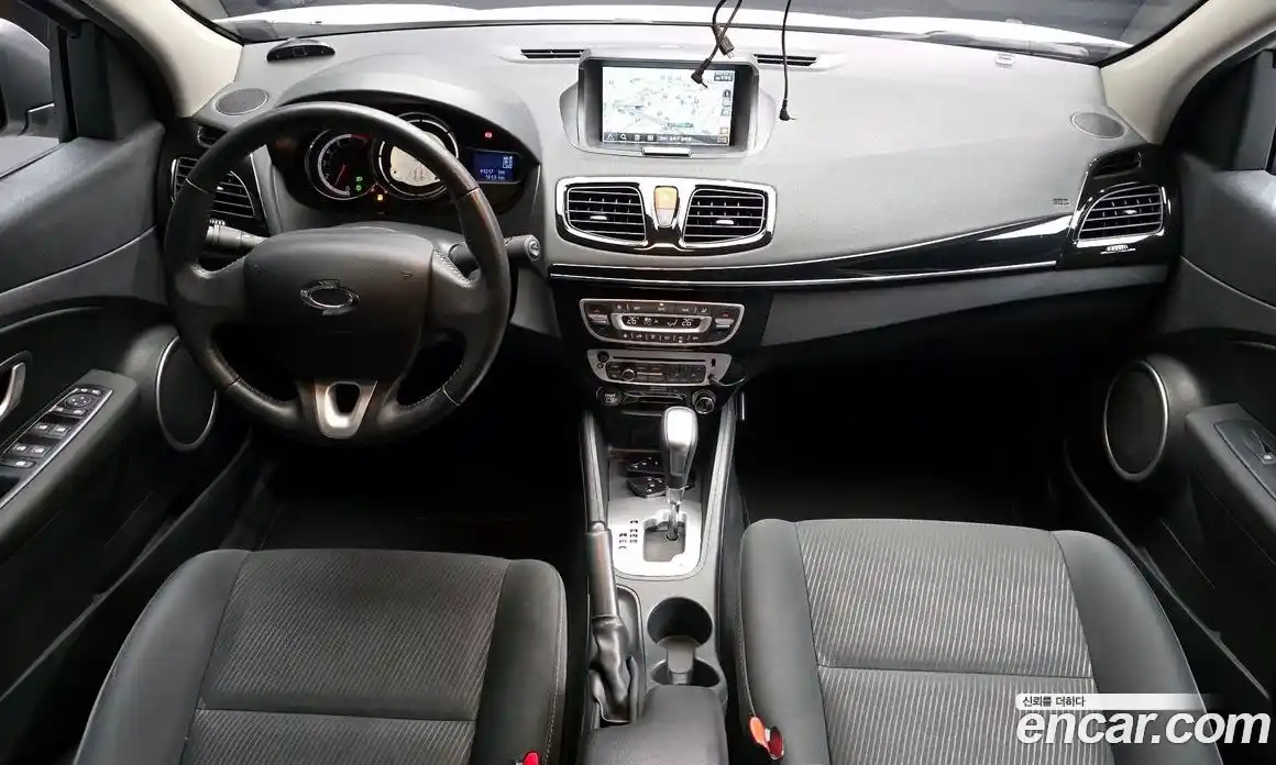 Renault SM3 2015 1.6 гидро в Москве № 937733, фото 7