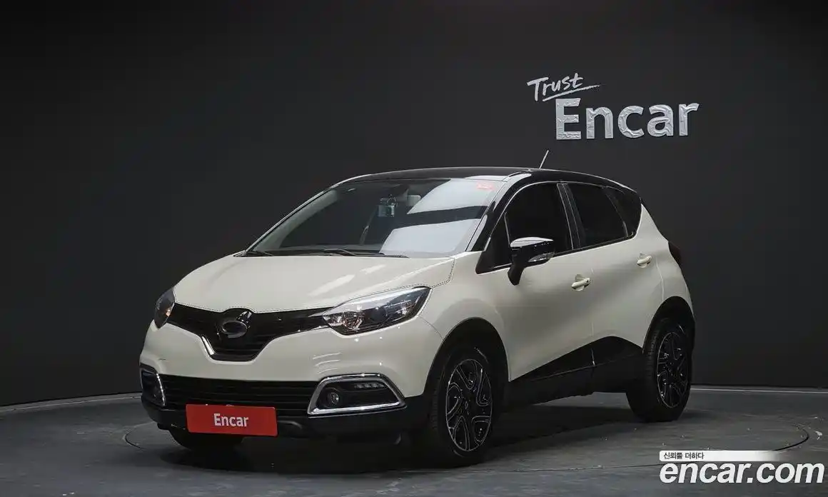 Renault QM3 2014 1.5 Автомат в Москве № 937786, фото 1