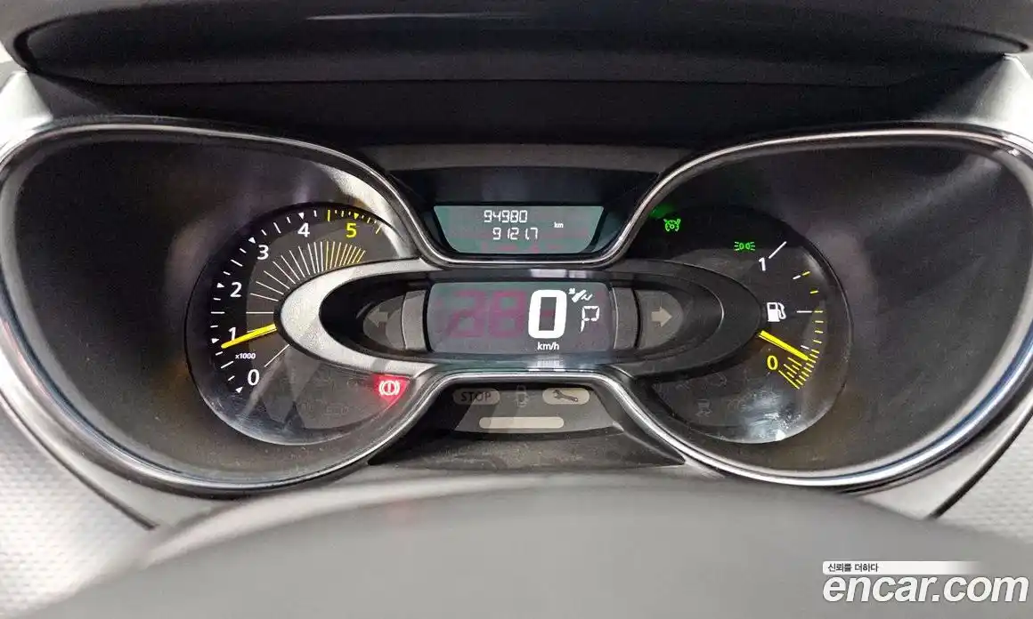 Renault QM3 2014 1.5 Автомат в Москве № 937786, фото 8