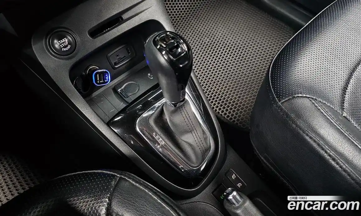 Renault QM3 2014 1.5 Автомат в Москве № 937786, фото 9