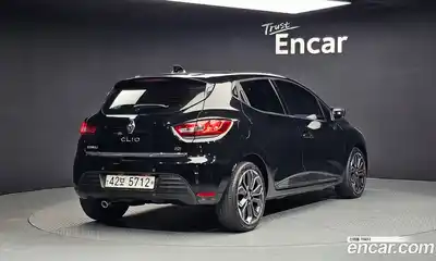 Renault Cilo 2018 1.5 Автомат в Москве № 937880, миниатюра 2
