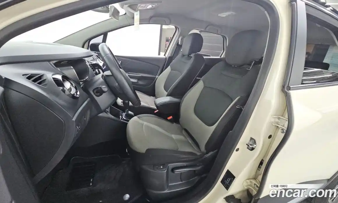 Renault QM3 2014 1.5 гидро в Москве № 937958, фото 10