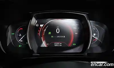 Renault QM6 2017 2.0 гидро в Москве № 938331, миниатюра 8