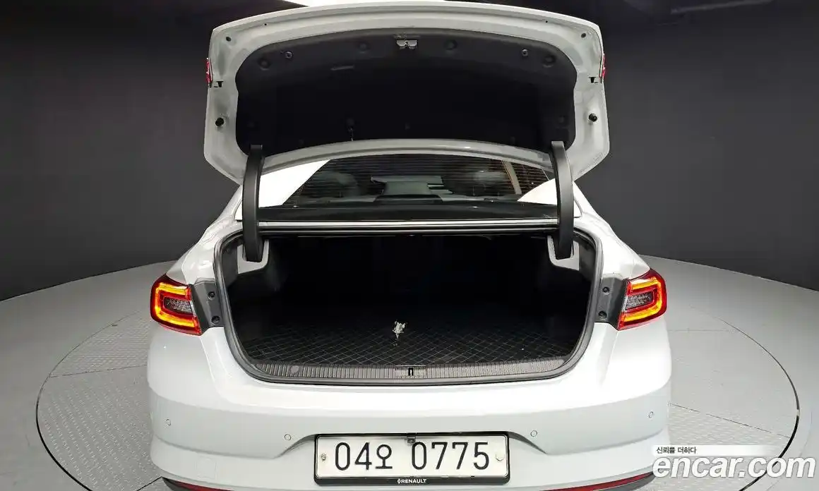 Renault SM6 2016 2.0 Автомат в Москве № 938355, фото 20