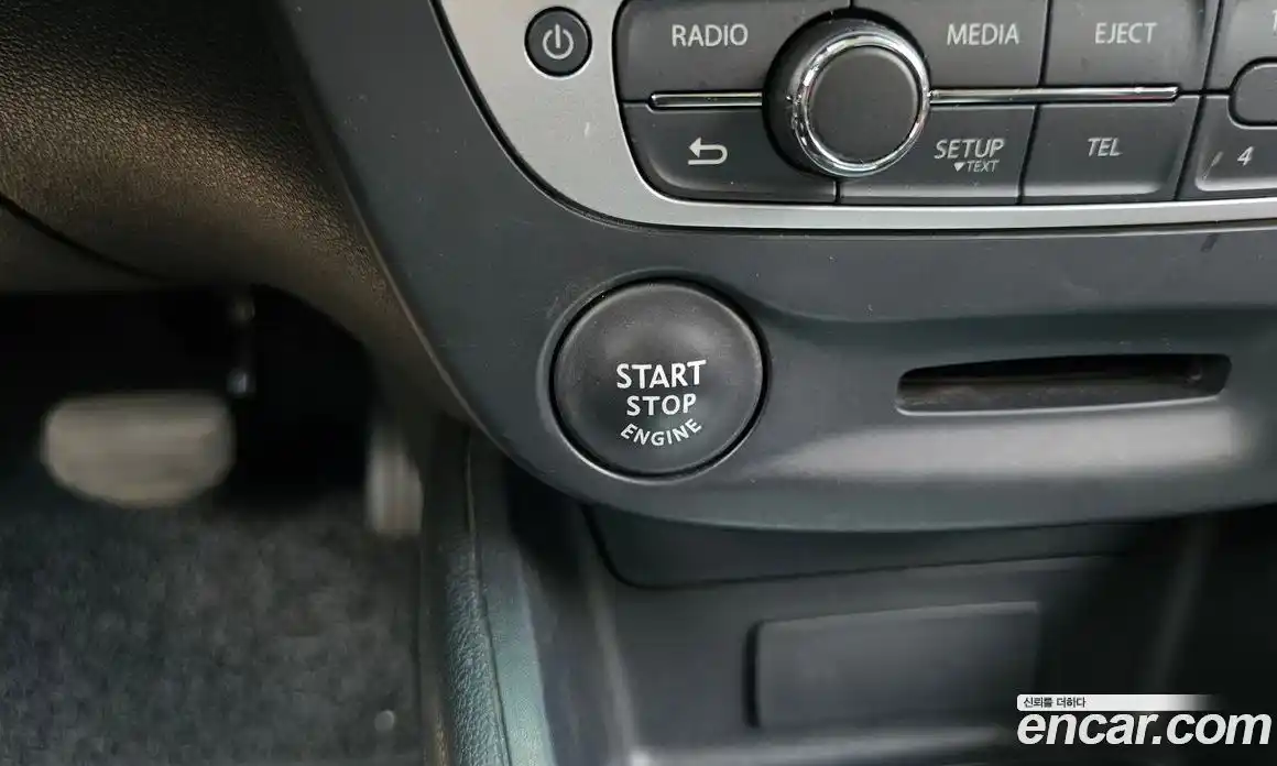 Renault SM3 2014 1.6 гидро в Москве № 106932, фото 20
