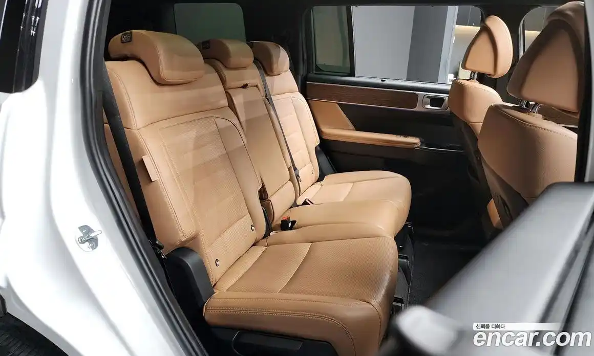 Hyundai Santa Fe 2023 1.6 гидро в Москве № 107676, фото 12