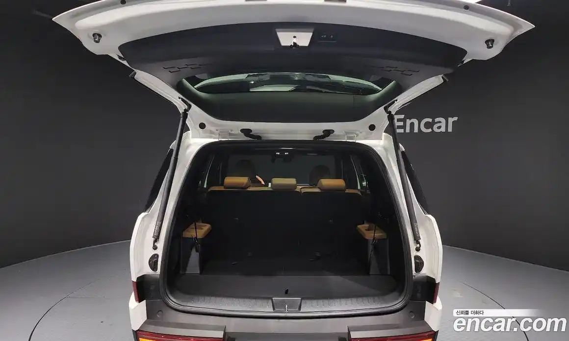 Hyundai Santa Fe 2023 1.6 гидро в Москве № 107676, фото 20