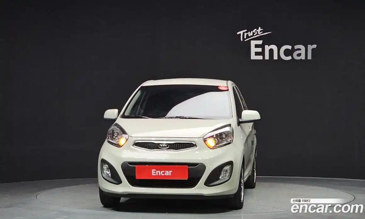 Kia Morning 2012 1.0 Автомат в Москве № 120830, фото 3