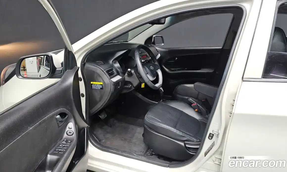 Kia Morning 2012 1.0 Автомат в Москве № 120830, фото 10