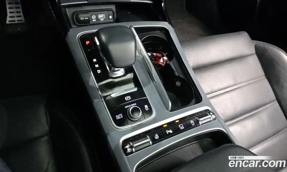 Kia Stinger 2019 3.3 гидро в Москве № 121567, фото 9