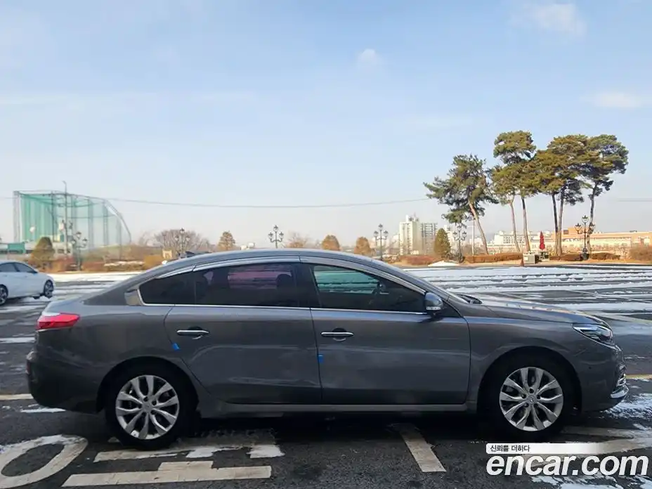 Renault SM7 2016 2.0 Автомат в Москве № 153093, фото 12
