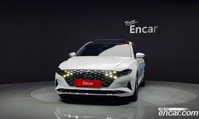 Hyundai Grandeur 2022 2.5 Автомат в Москве № 926157, миниатюра 3