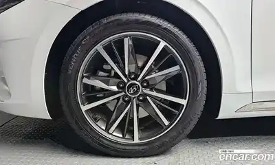 Hyundai Grandeur 2022 2.5 Автомат в Москве № 926157, миниатюра 5