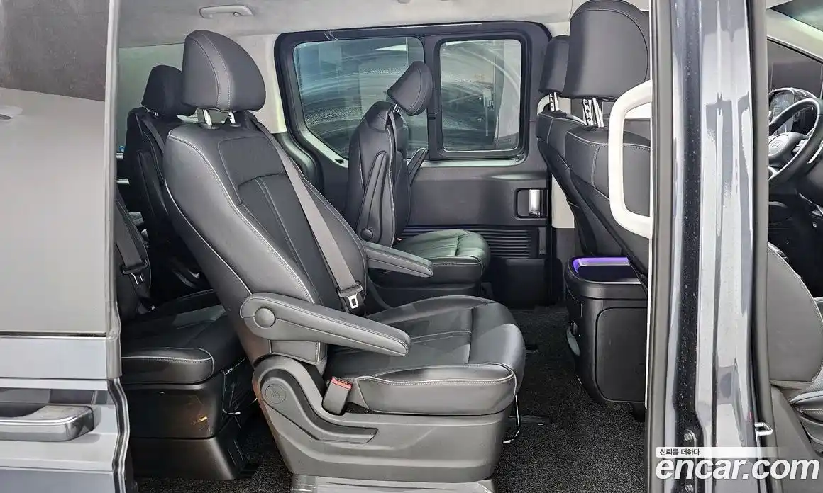Hyundai Staria 2024 1.6 гидро в Москве № 926205, фото 12