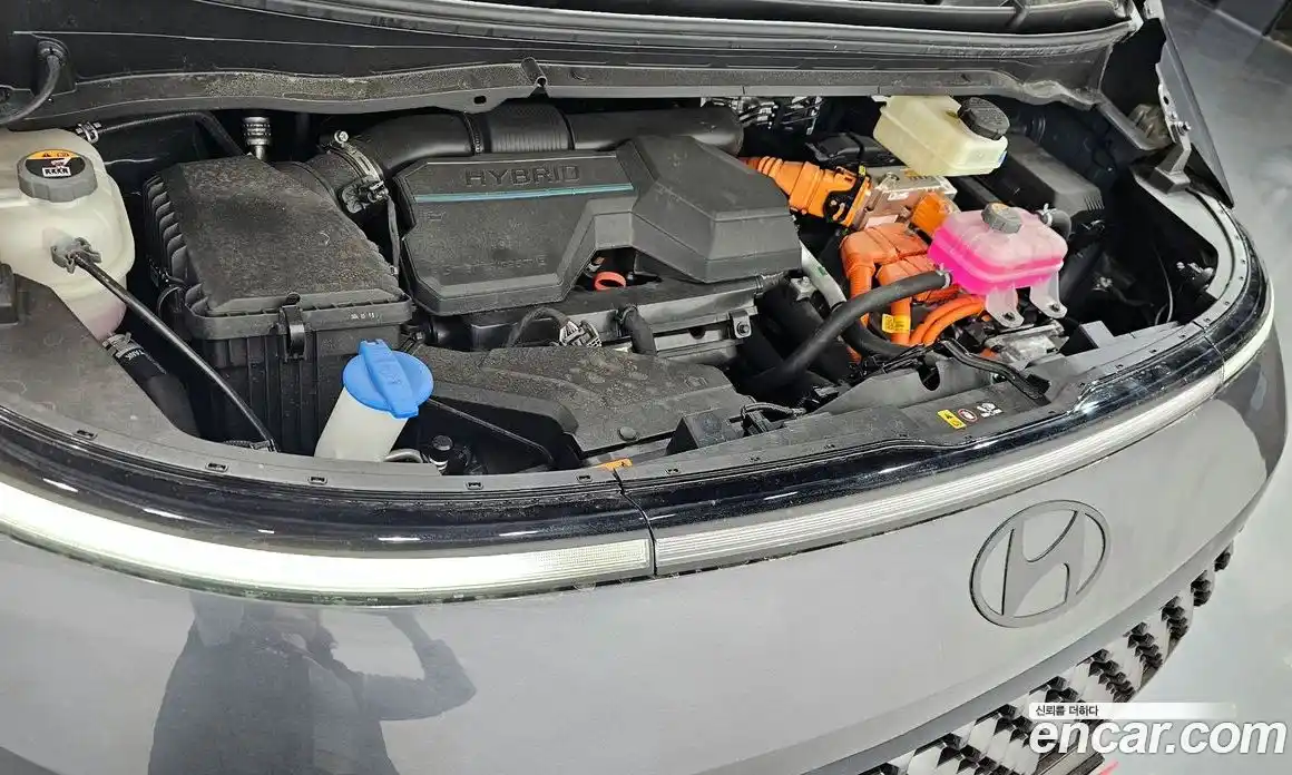 Hyundai Staria 2024 1.6 гидро в Москве № 926205, фото 6