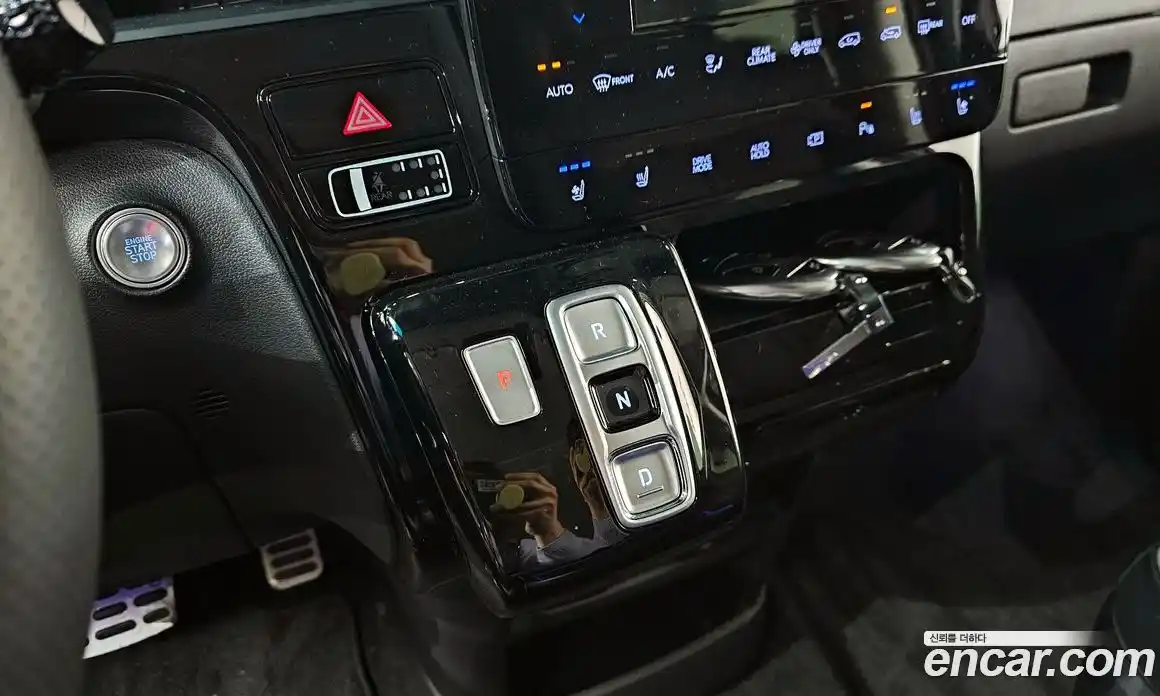Hyundai Staria 2024 1.6 гидро в Москве № 926205, фото 9