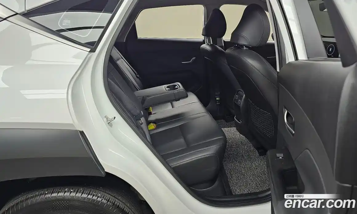 Hyundai Kona 2023 1.6 Автомат в Москве № 926591, фото 12