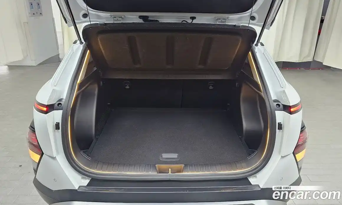 Hyundai Kona 2023 1.6 Автомат в Москве № 926591, фото 20